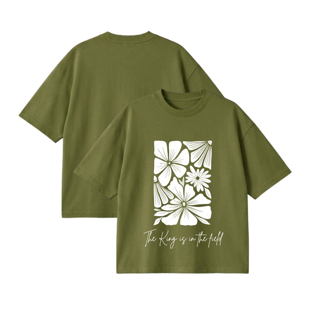 The King is in the field collection - Short Sleeve T-Shirt