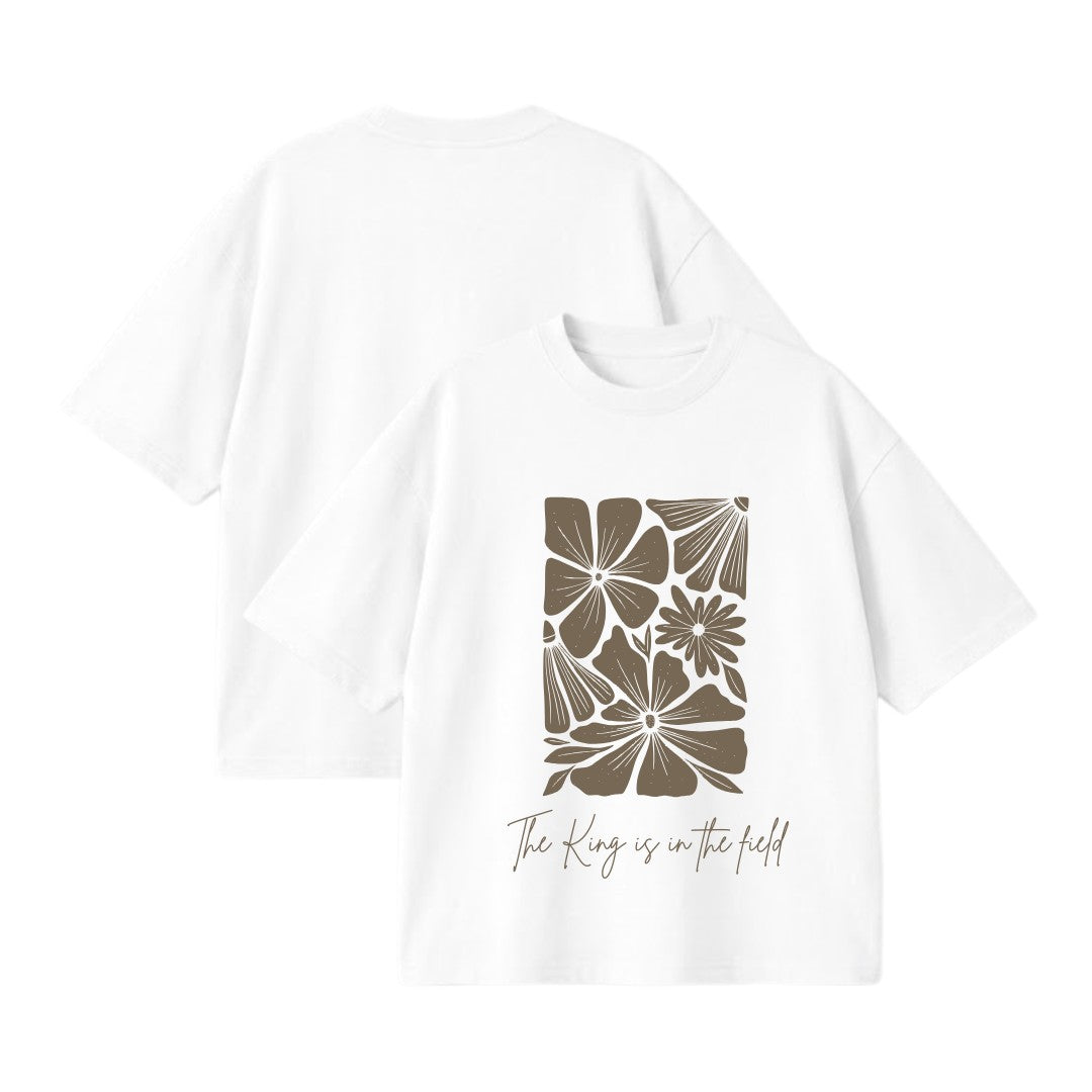 The King is in the field collection - Short Sleeve T-Shirt